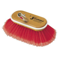 Eponges, brosses et balais